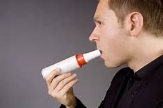 measuring air flow with a peak flow meter, managing asthma